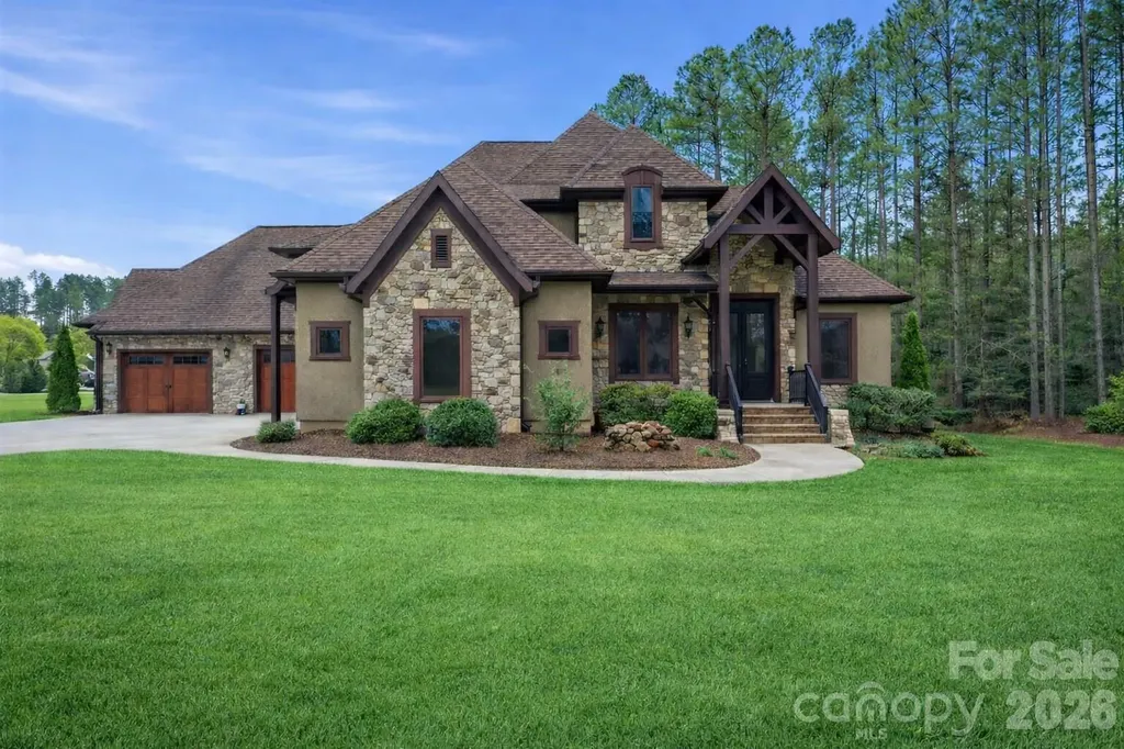 108 Washam Road Mooresville NC 28117