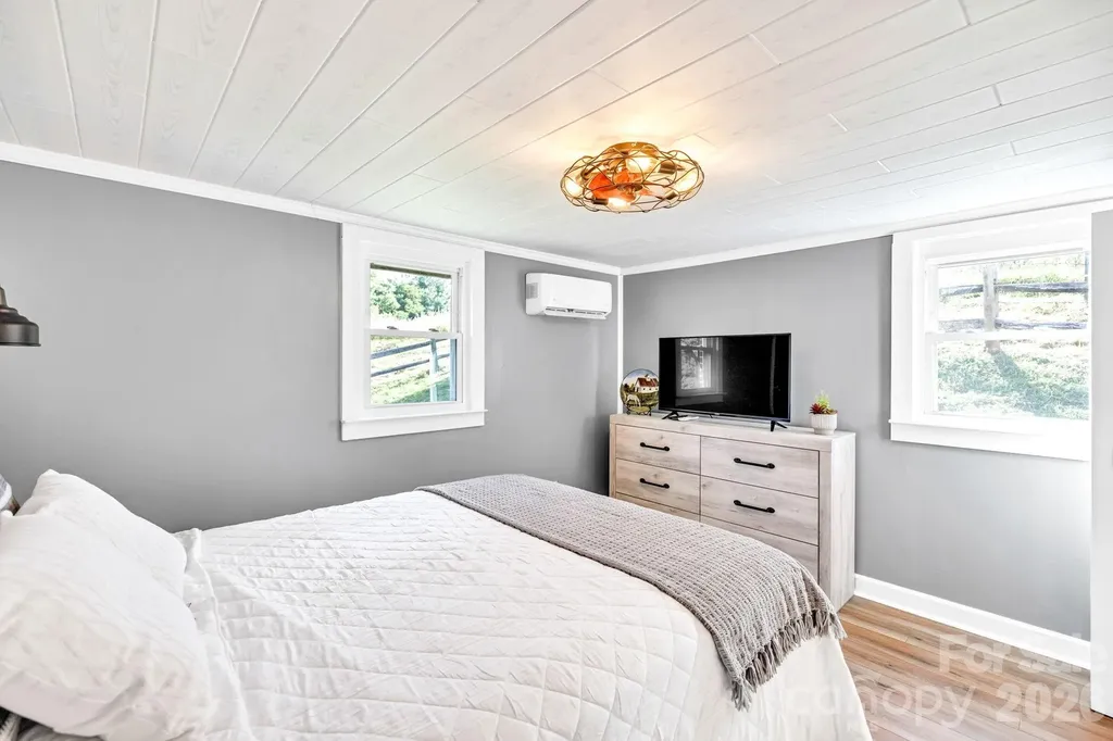 922 Prathers Creek Church Road Laurel Springs NC 28644