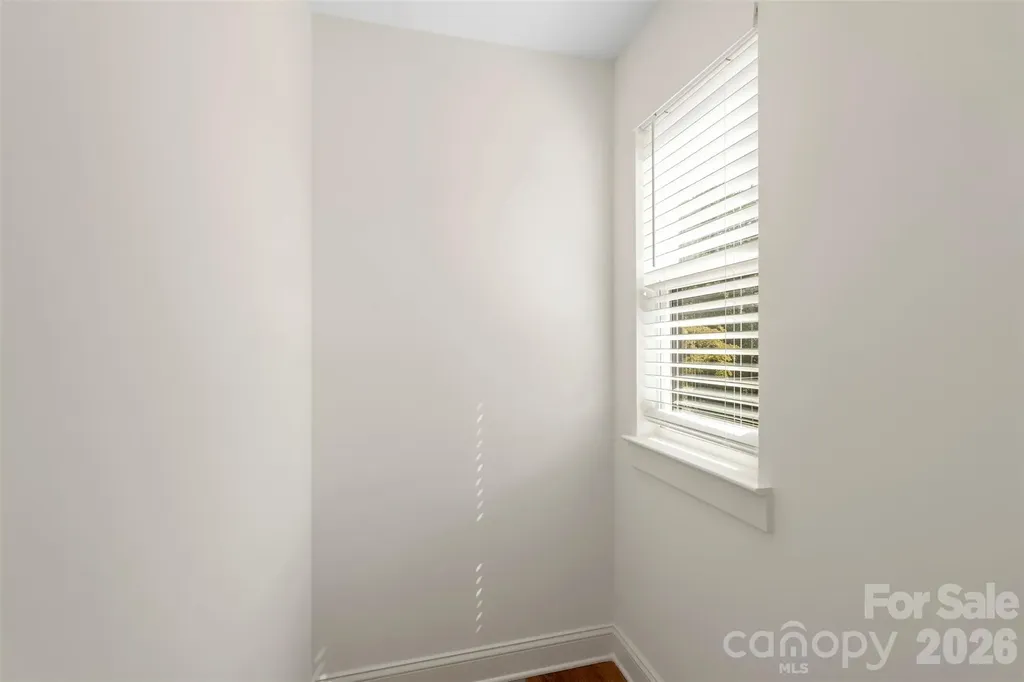 2107 Bombay Way Charlotte NC 28208