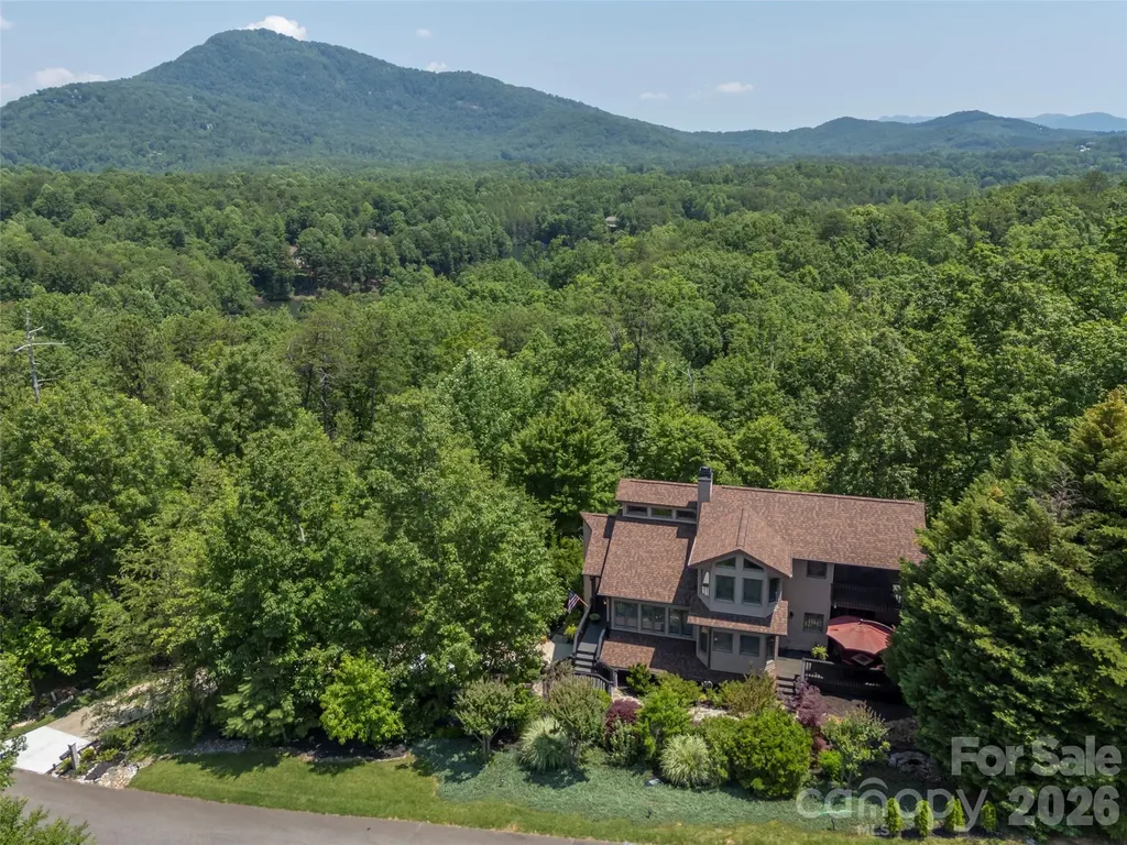 117 Eagles Crest Way Lake Lure NC 28746
