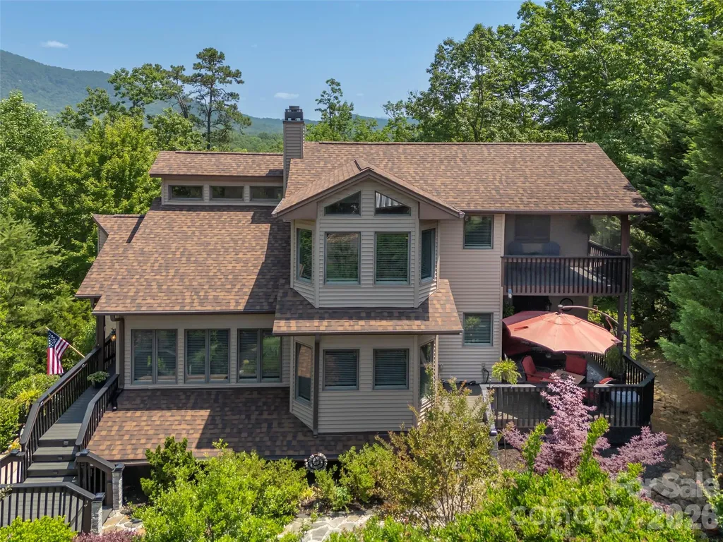 117 Eagles Crest Way Lake Lure NC 28746