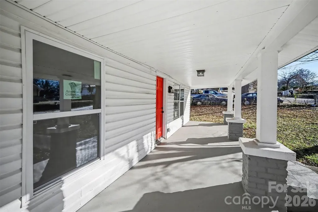612 E E Street Newton NC 28658