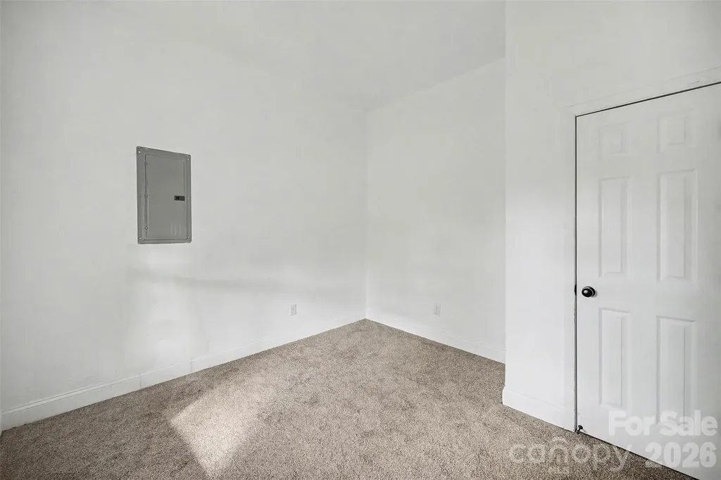 612 E E Street Newton NC 28658