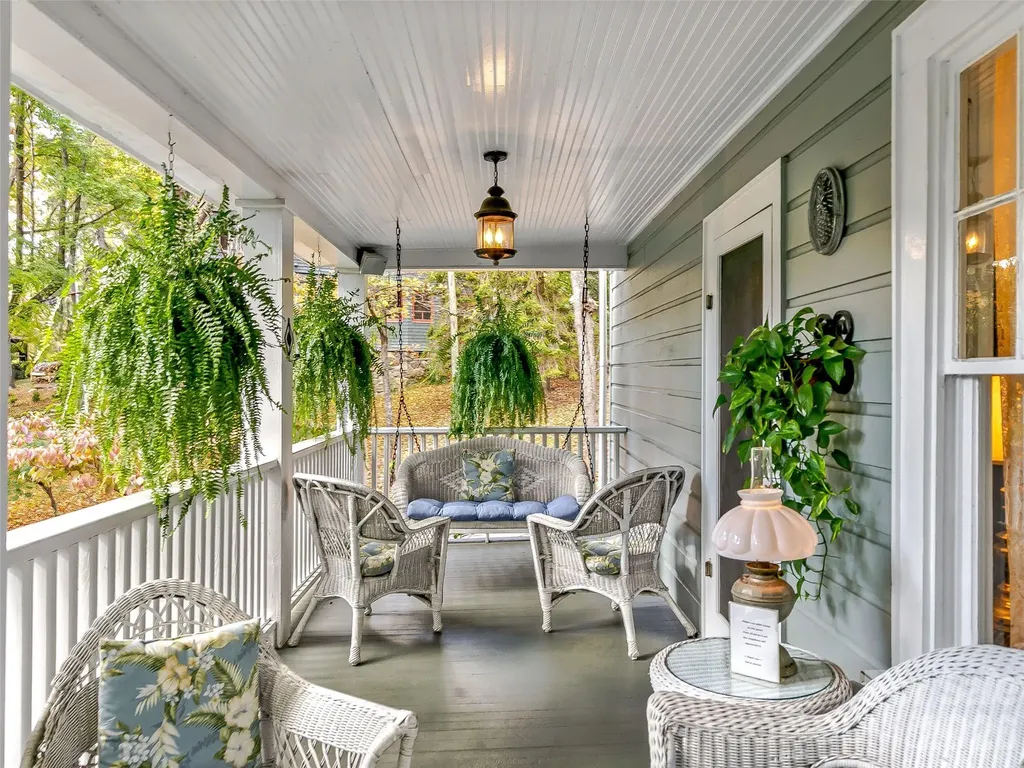 67 Cherokee Road Asheville NC 28801