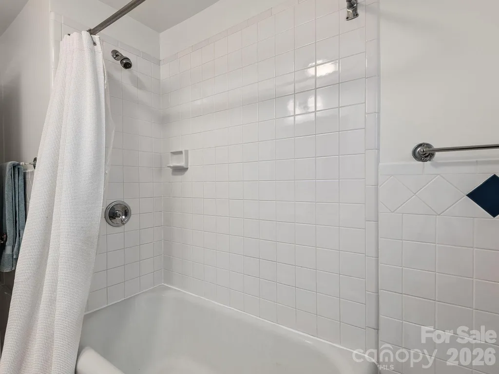 67 Cherokee Road Asheville NC 28801