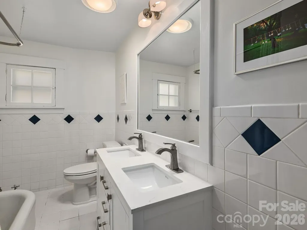67 Cherokee Road Asheville NC 28801