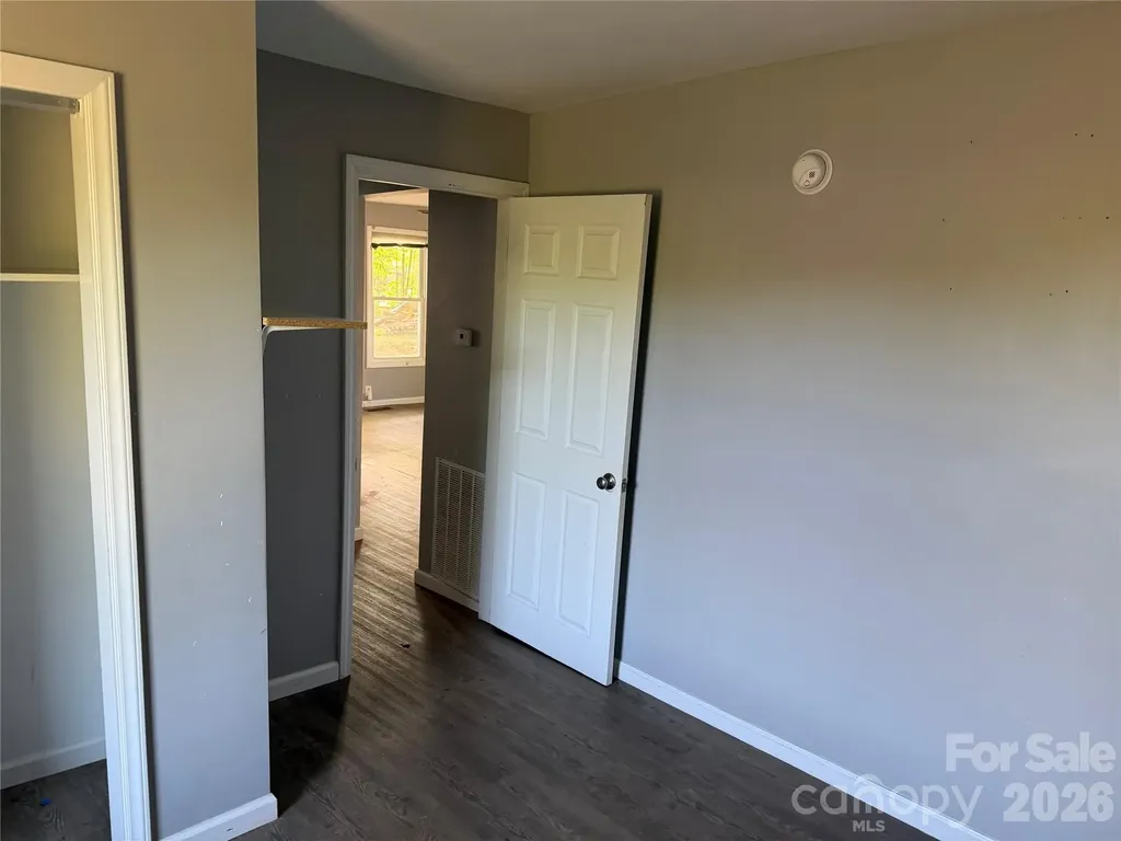 3724 Kathy Road Morganton NC 28655