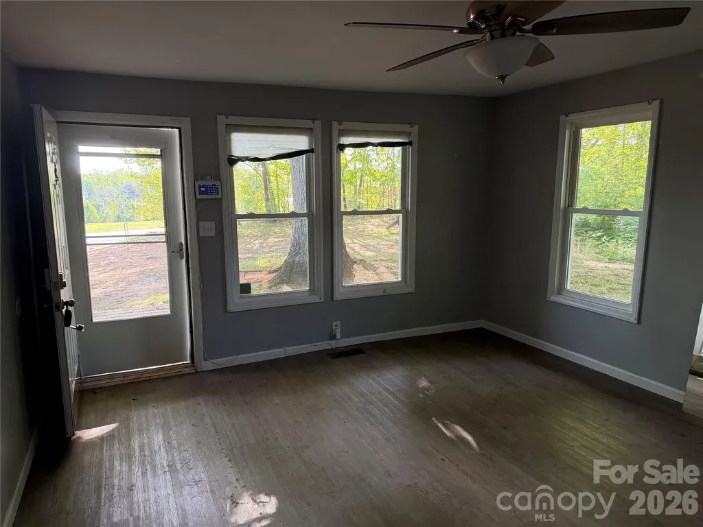 3724 Kathy Road Morganton NC 28655