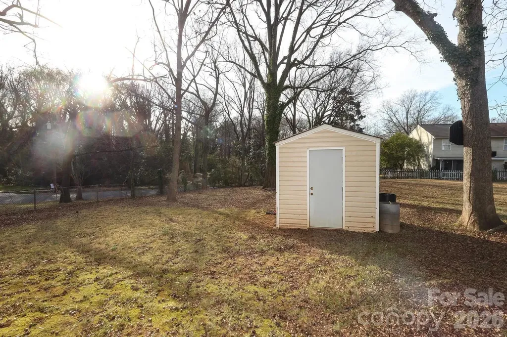 505 Campus Street Charlotte NC 28216