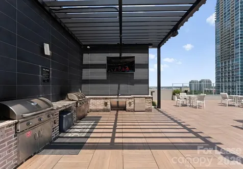 500 W Trade Street Charlotte NC 28202