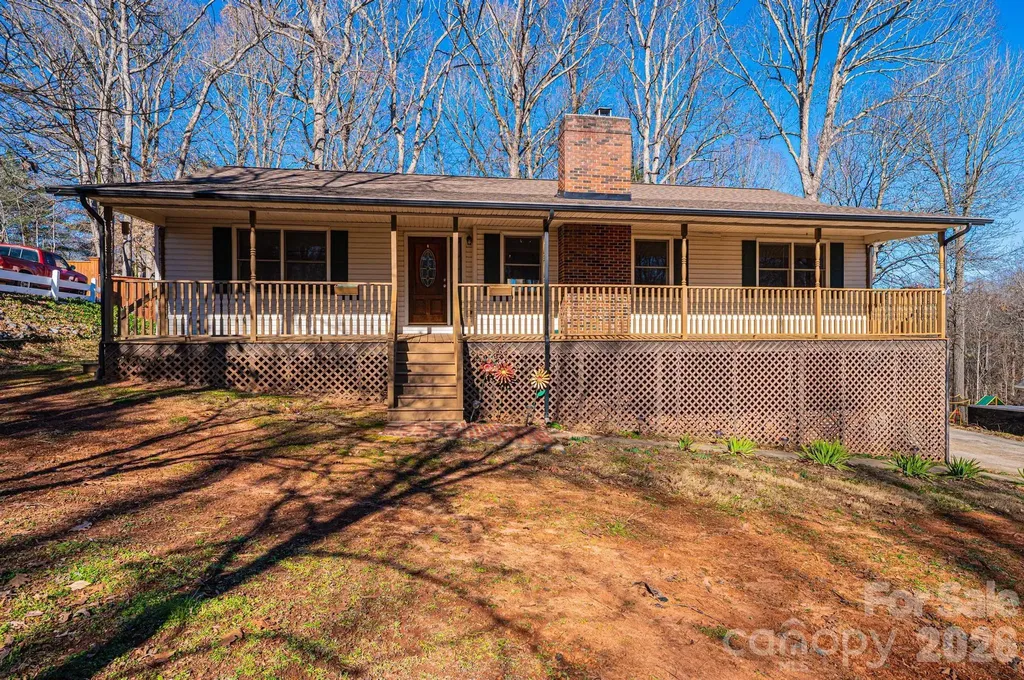 5284 Lisa Lane Hickory NC 28602