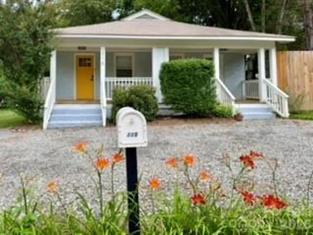 115 Powell Street Swannanoa NC 28778