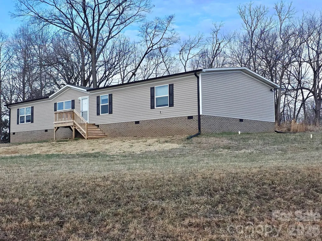 44 Howard Norton Drive Hiddenite NC 28636