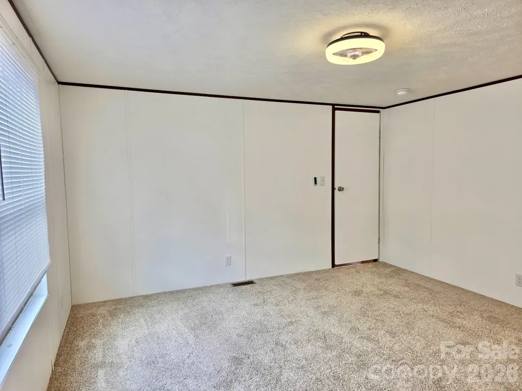 44 Howard Norton Drive Hiddenite NC 28636
