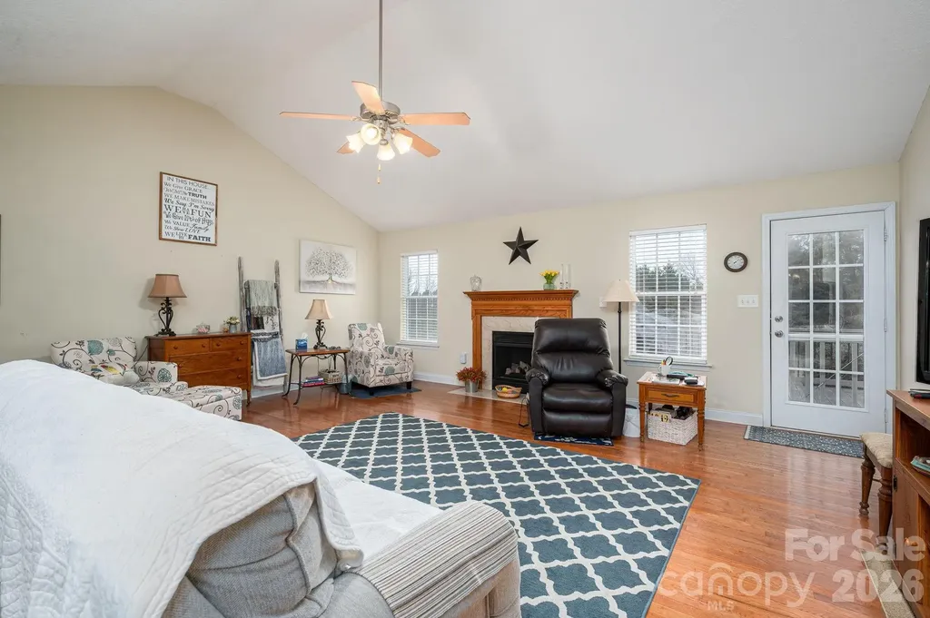 104 Lakewood Drive Kings Mountain NC 28086
