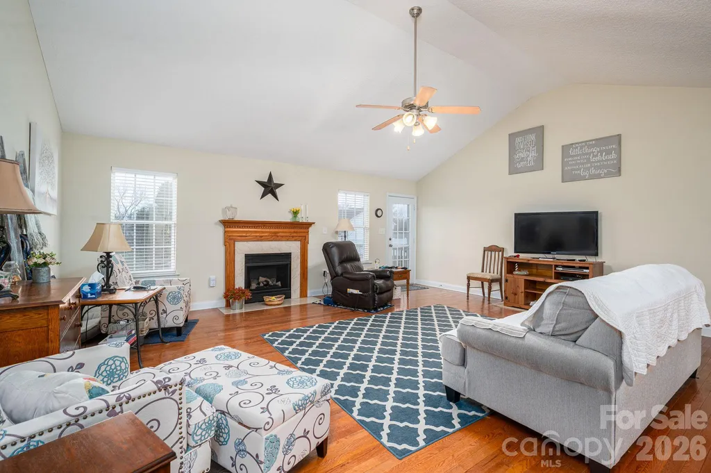 104 Lakewood Drive Kings Mountain NC 28086
