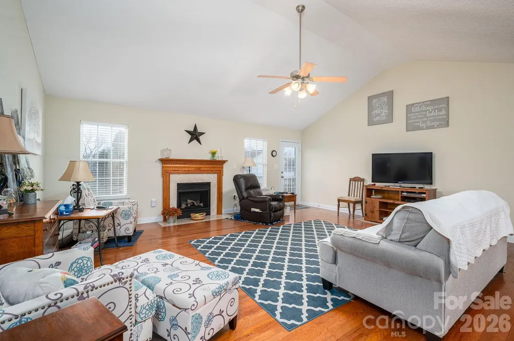 104 Lakewood Drive Kings Mountain NC 28086