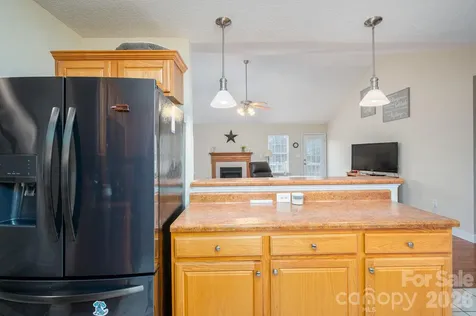 104 Lakewood Drive Kings Mountain NC 28086