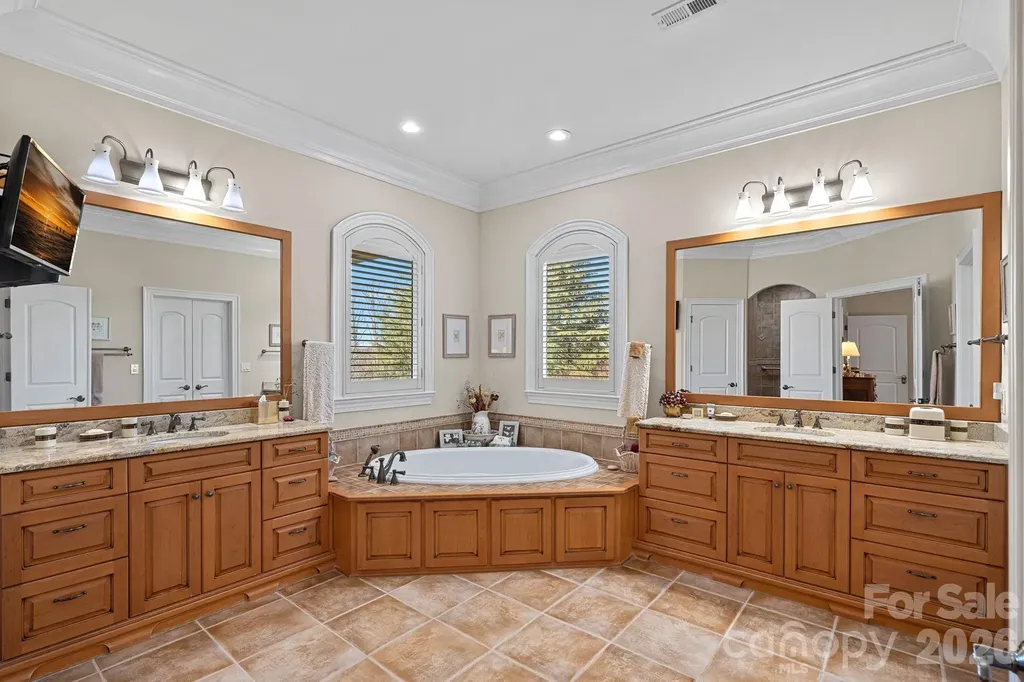8056 Windsong Road Denver NC 28037