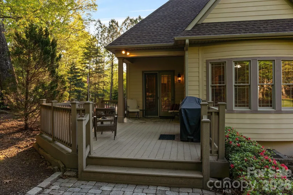 8056 Windsong Road Denver NC 28037