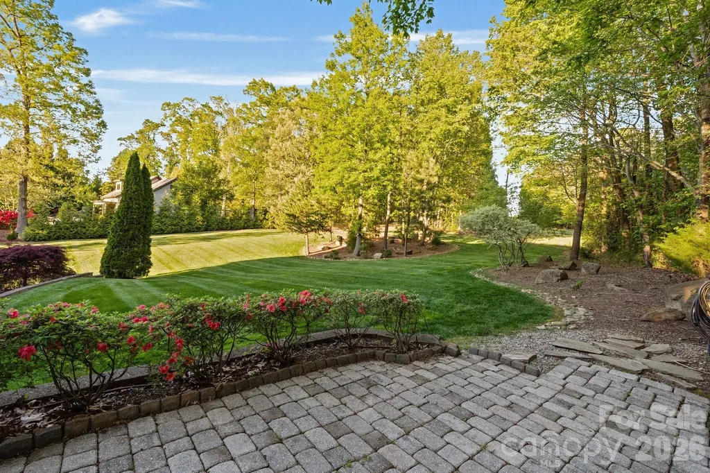8056 Windsong Road Denver NC 28037