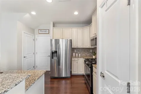 1845 Fleetwood Drive Charlotte NC 28208