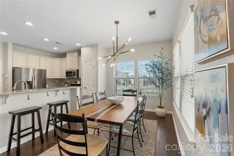 1845 Fleetwood Drive Charlotte NC 28208