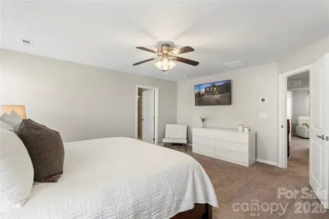 1845 Fleetwood Drive Charlotte NC 28208