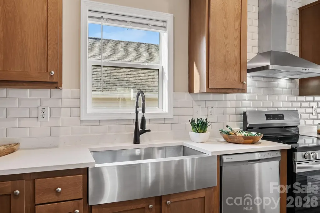 122 Bellamy Road Asheville NC 28806