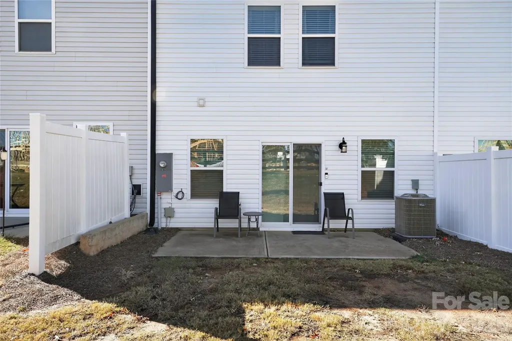 13008 Suncreek Terrace Charlotte NC 28214