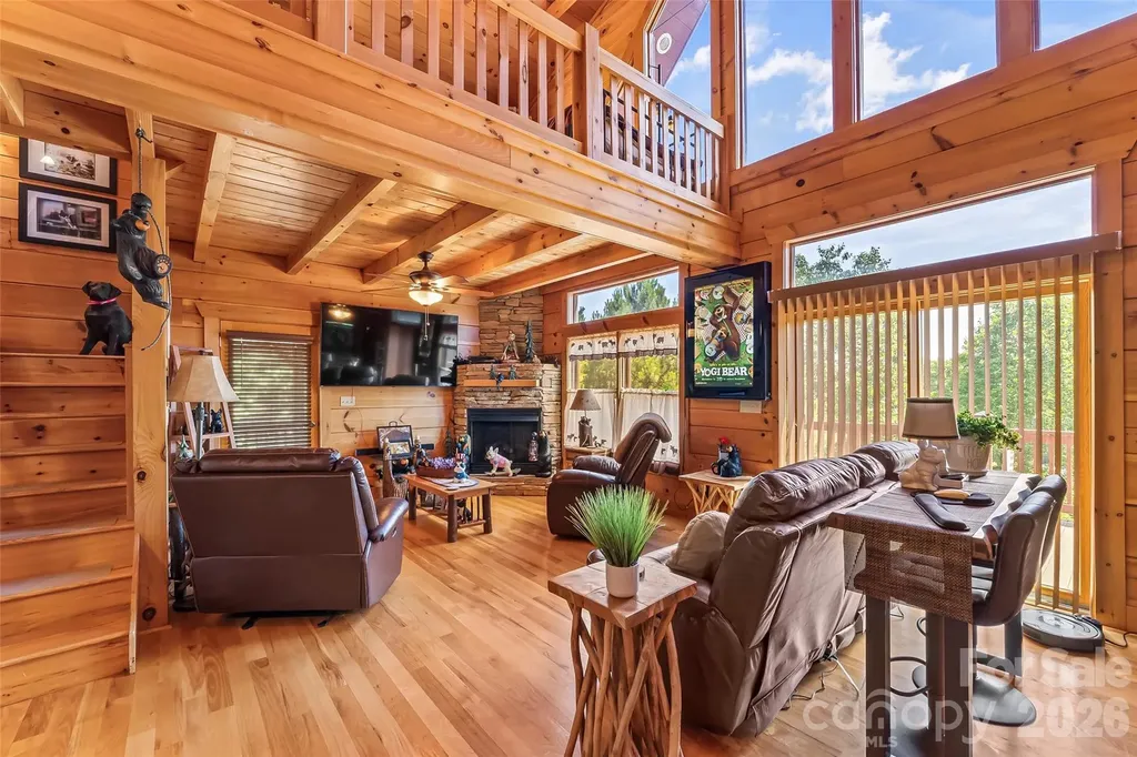 16 Saratoga Drive Nebo NC 28761
