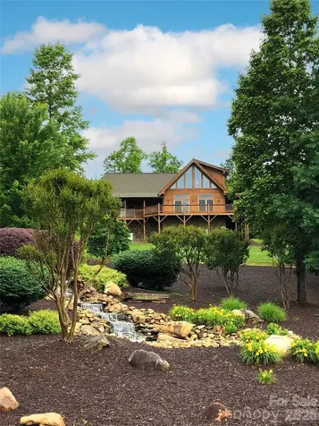 16 Saratoga Drive Nebo NC 28761