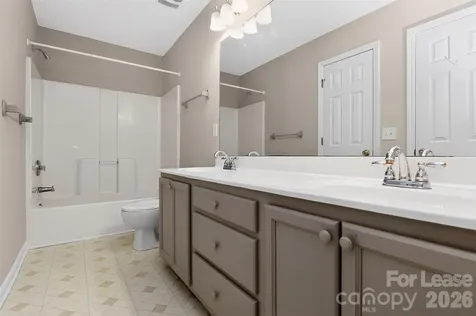 1823 Birch Heights Court Charlotte NC 28213
