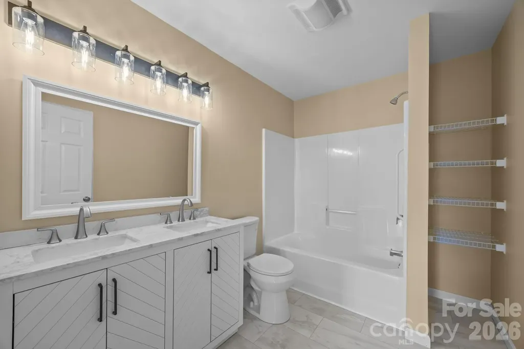 25 Byrd Road Black Mountain NC 28711