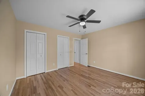 25 Byrd Road Black Mountain NC 28711