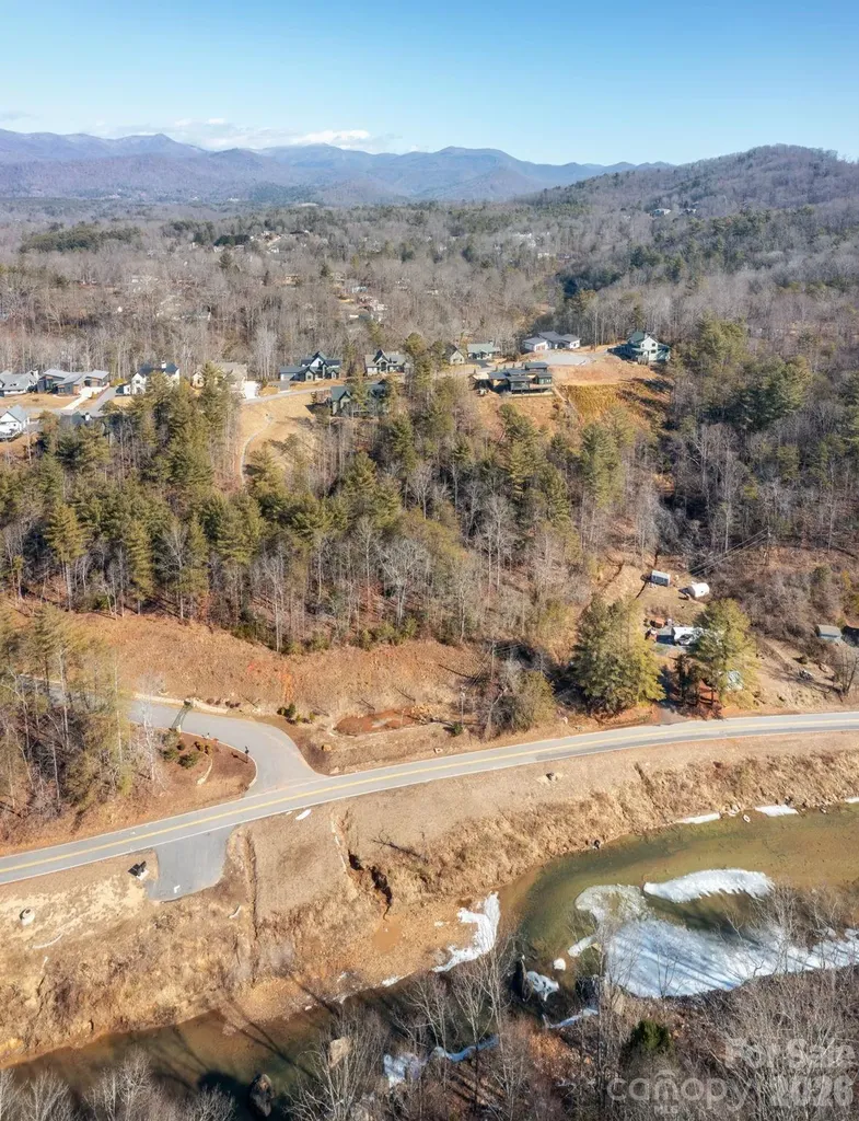 161 Riverbend Forest Drive Asheville NC 28805