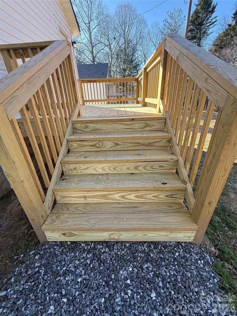 438 Pop Davis Road Taylorsville NC 28681