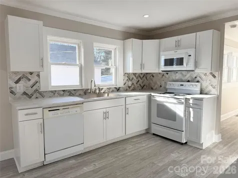438 Pop Davis Road Taylorsville NC 28681