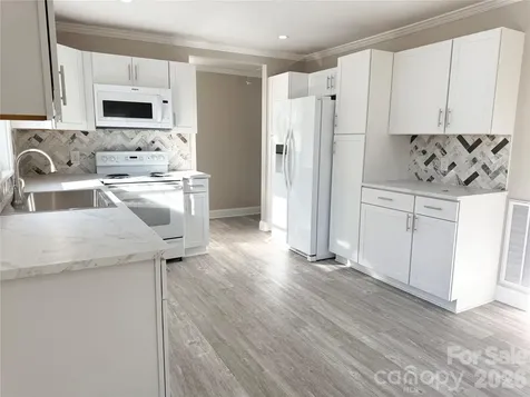 438 Pop Davis Road Taylorsville NC 28681