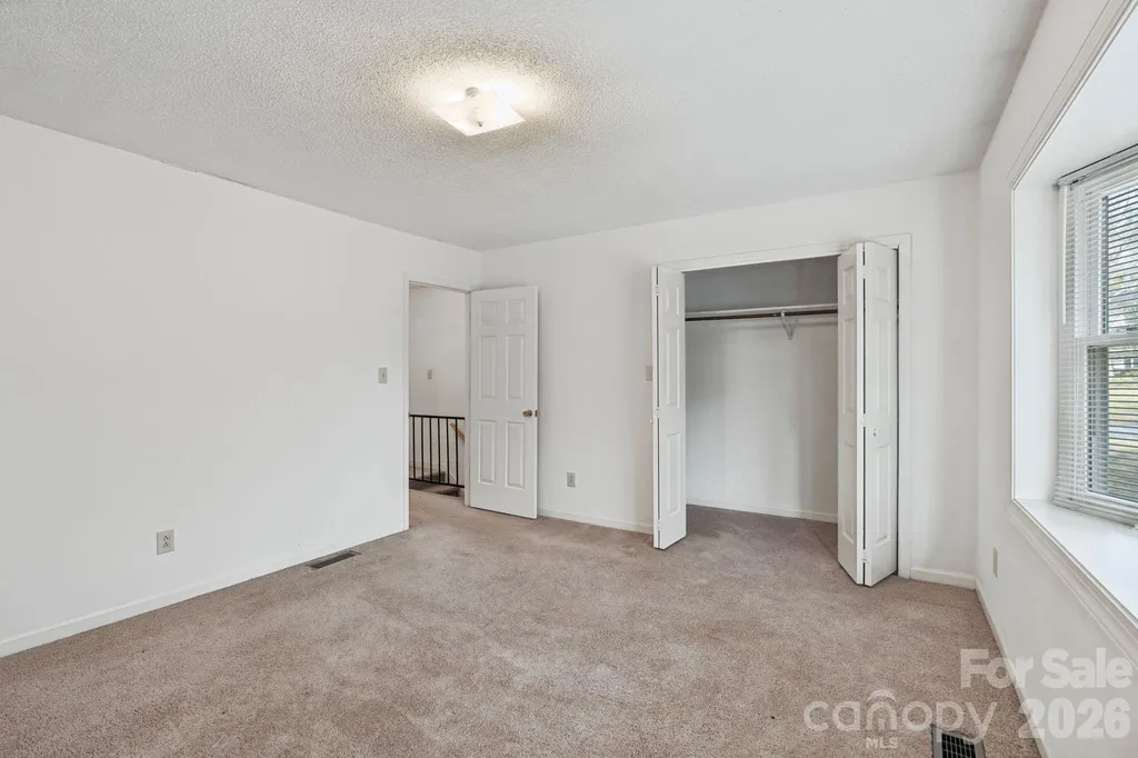 239 13th Avenue Place NW Hickory NC 28601