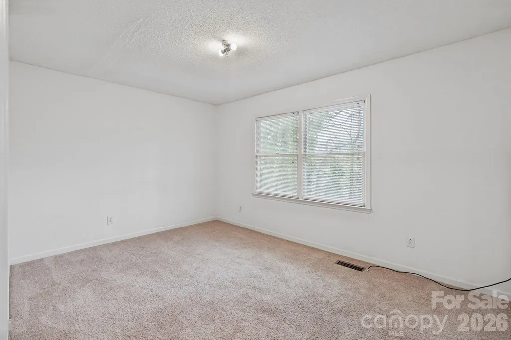 239 13th Avenue Place NW Hickory NC 28601