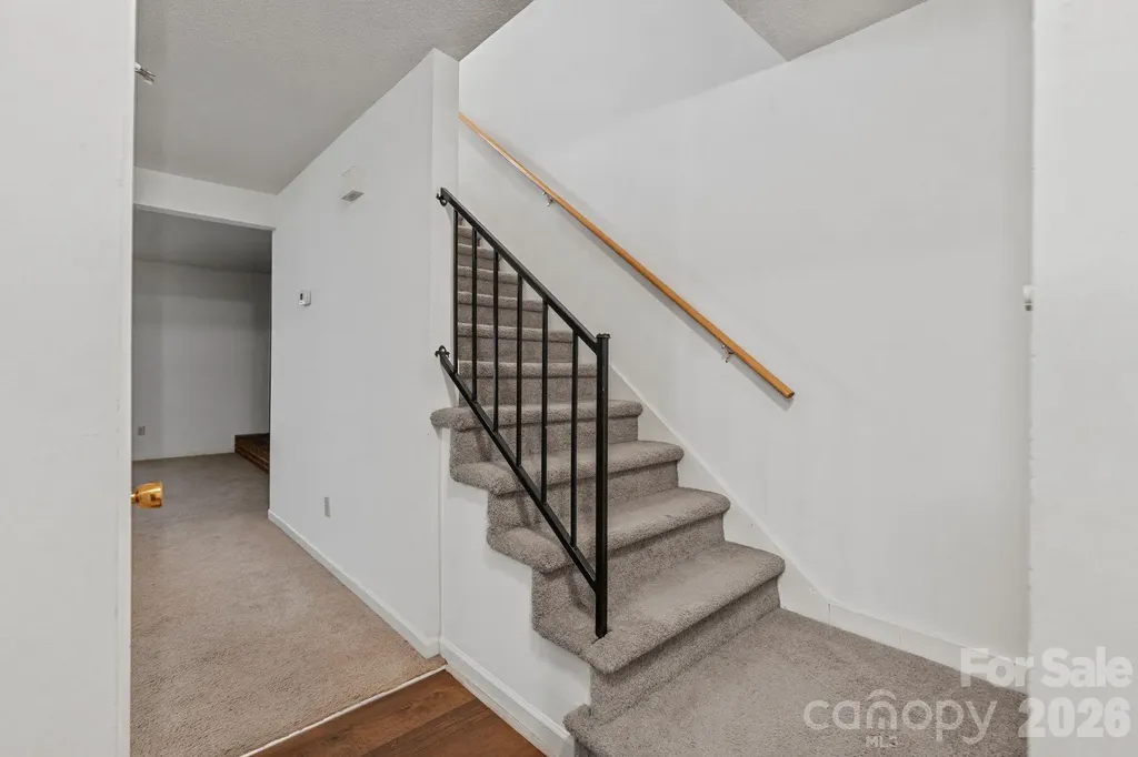 239 13th Avenue Place NW Hickory NC 28601