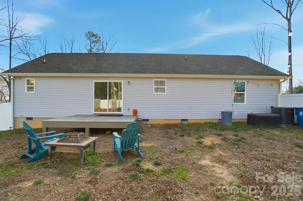 2305 Holly Lane Shelby NC 28150