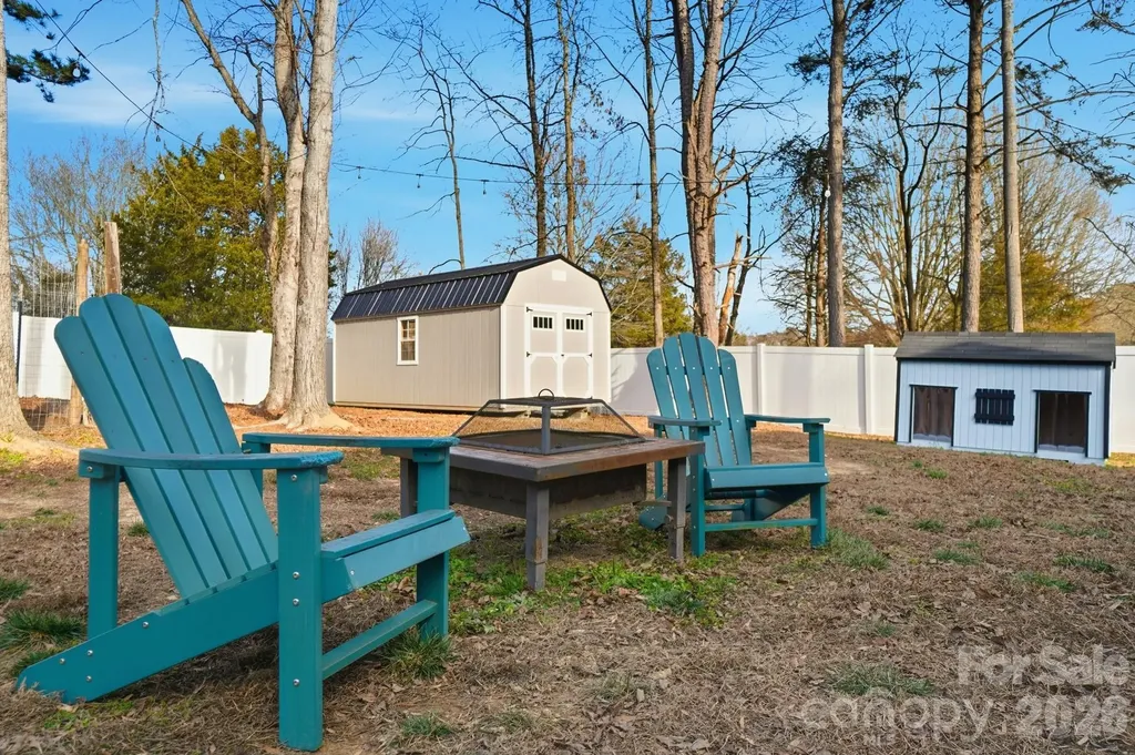 2305 Holly Lane Shelby NC 28150