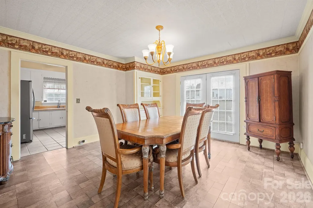 1244 21st Street NE Hickory NC 28601