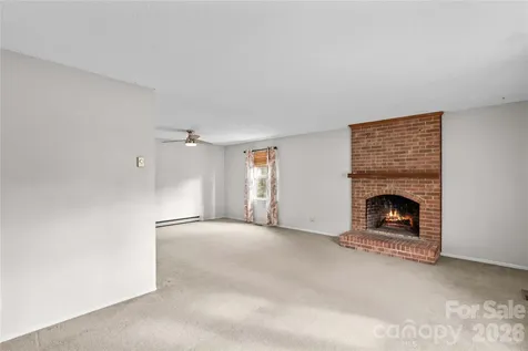 115 Pineview Court Statesville NC 28625