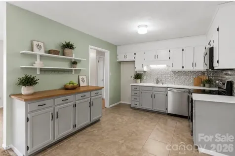 115 Pineview Court Statesville NC 28625