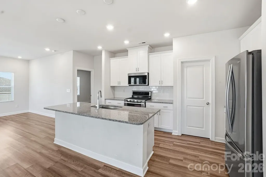 4526 Bright Road Charlotte NC 28214