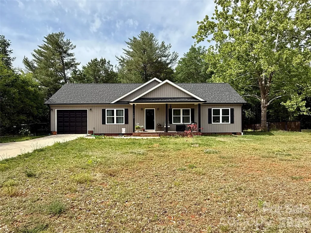 103 Falls Street Lawndale NC 28090
