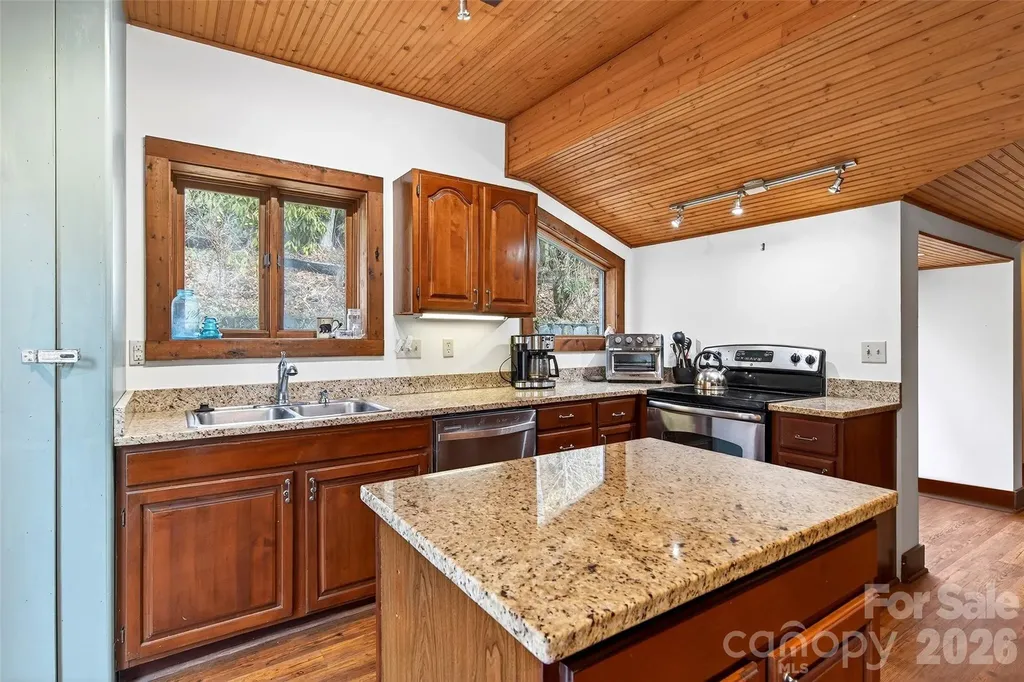 287 North Carolina Terrace Montreat NC 28757